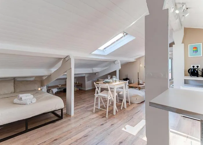 Lovely - Port De Appartement Nice