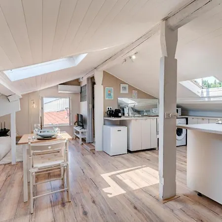 Appartement Lovely - Port De